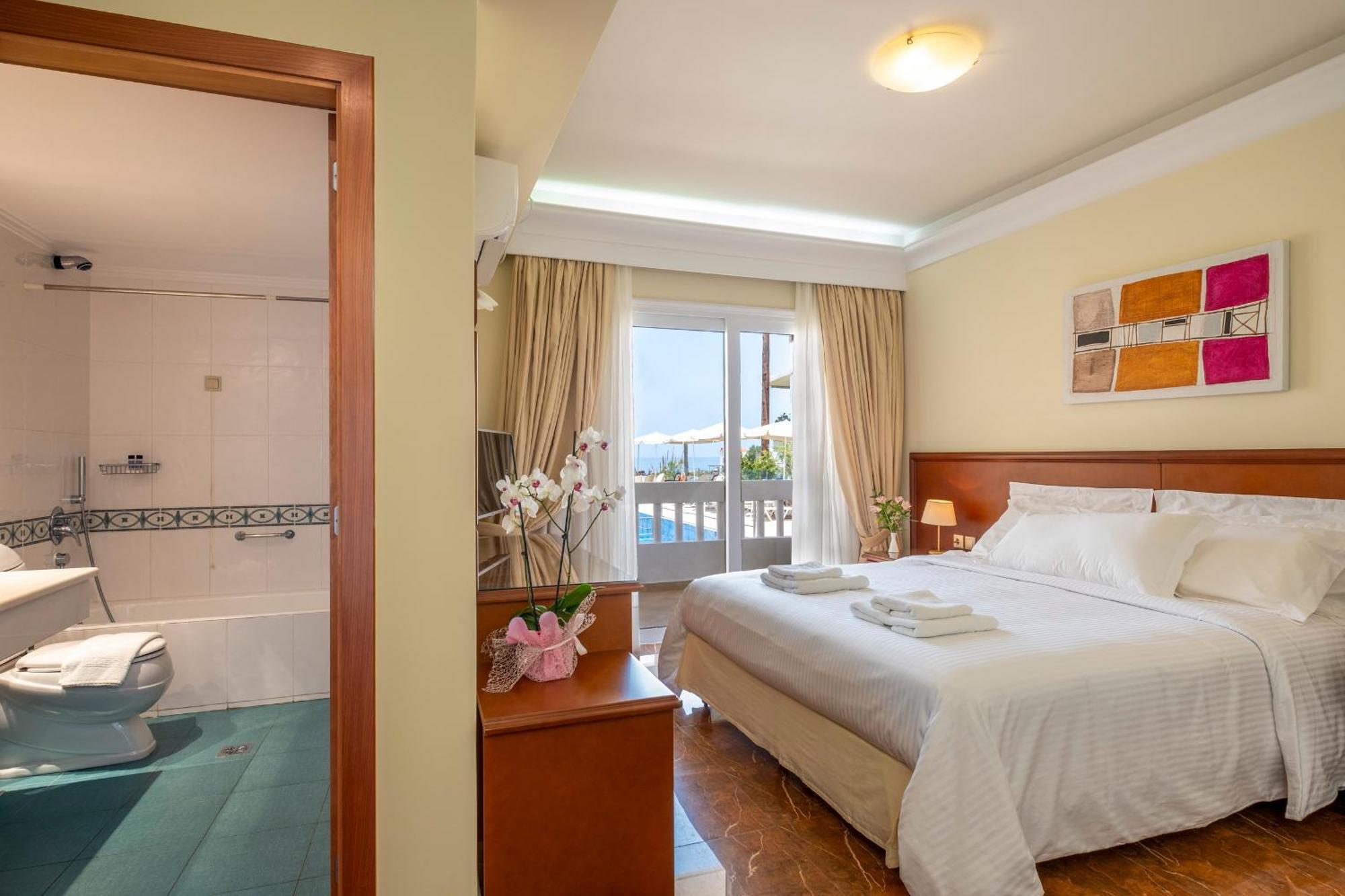 Porto Alegre Hotel Kalamaki Buitenkant foto