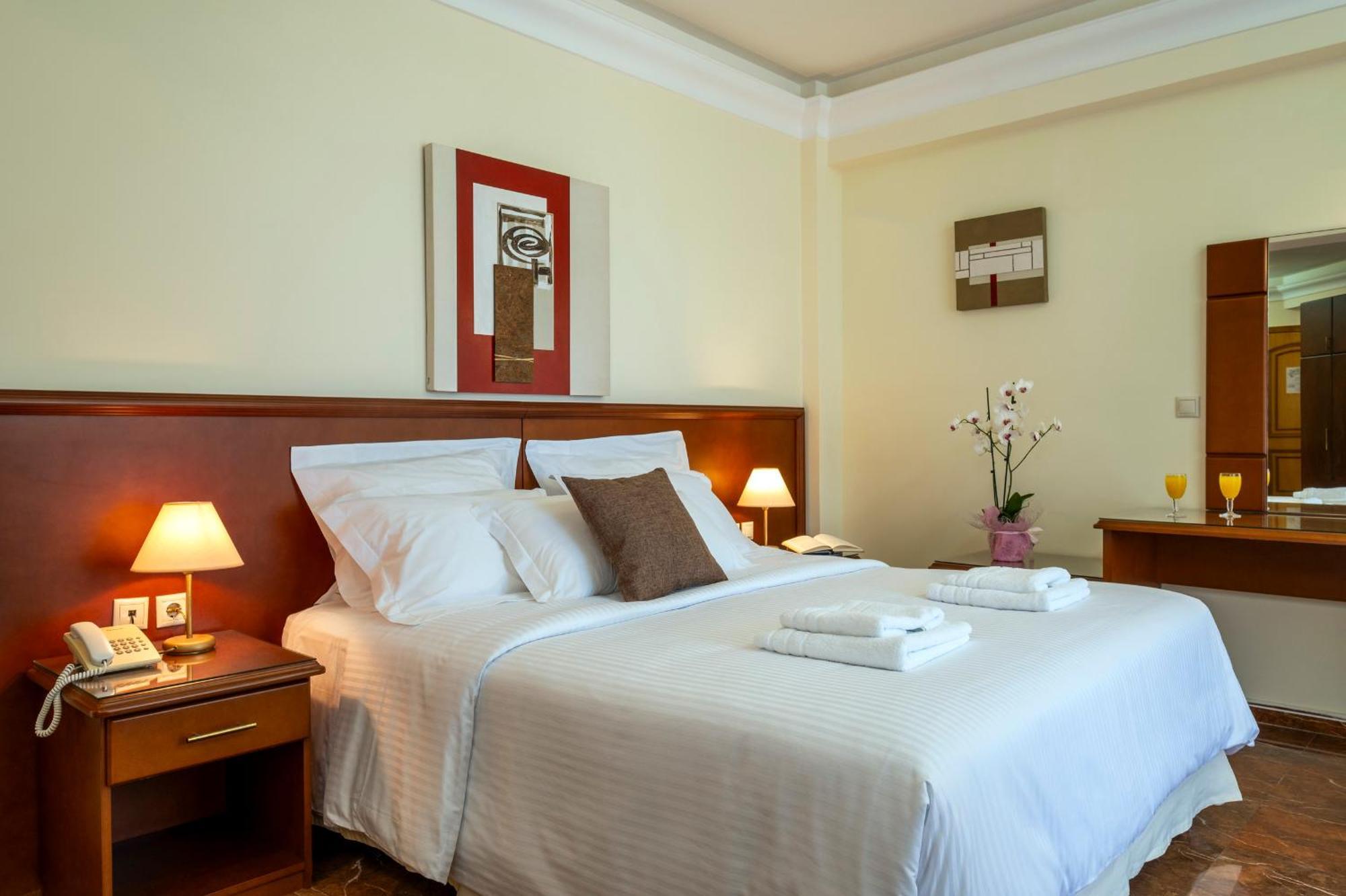 Porto Alegre Hotel Kalamaki Buitenkant foto