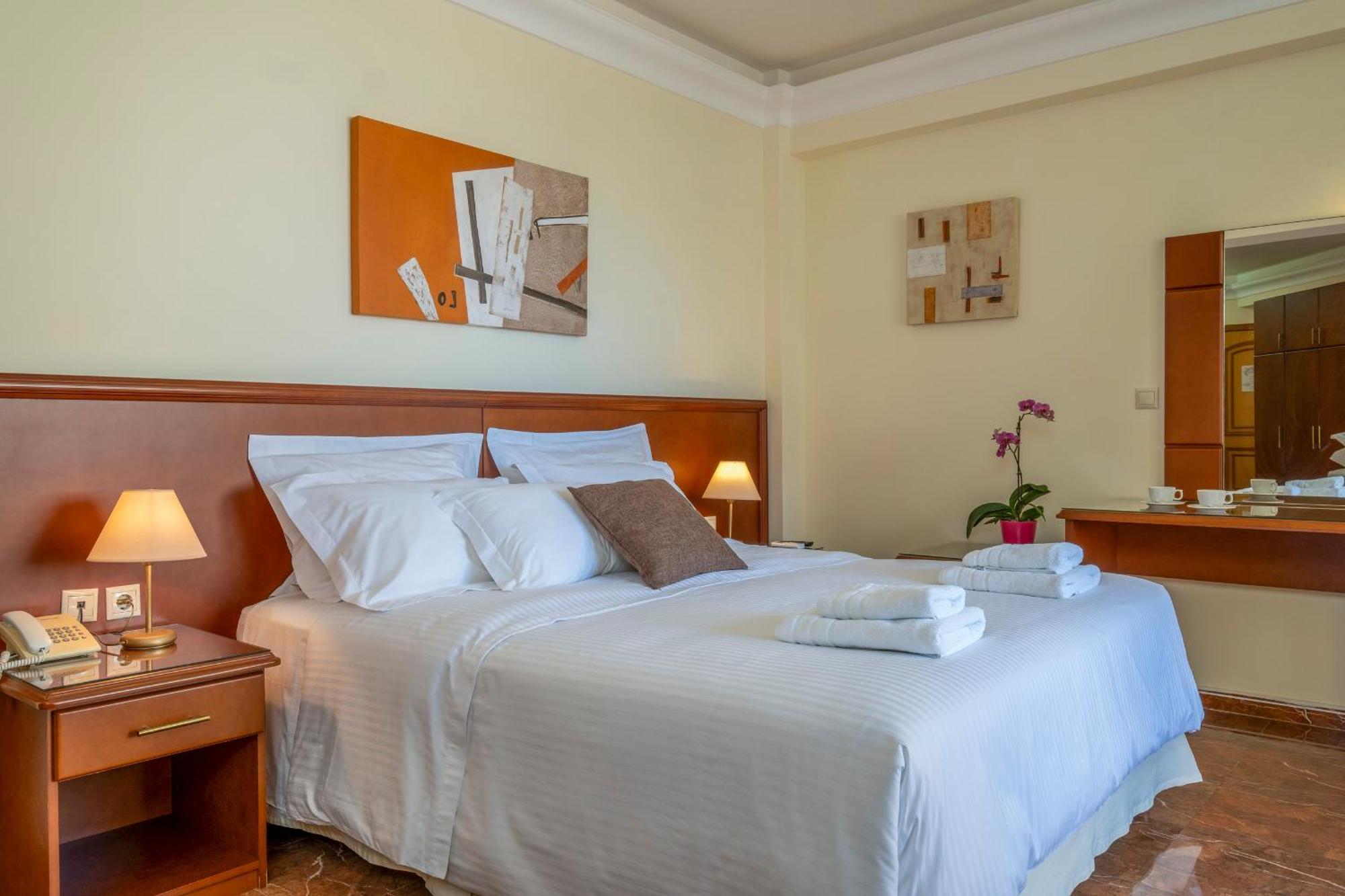 Porto Alegre Hotel Kalamaki Buitenkant foto