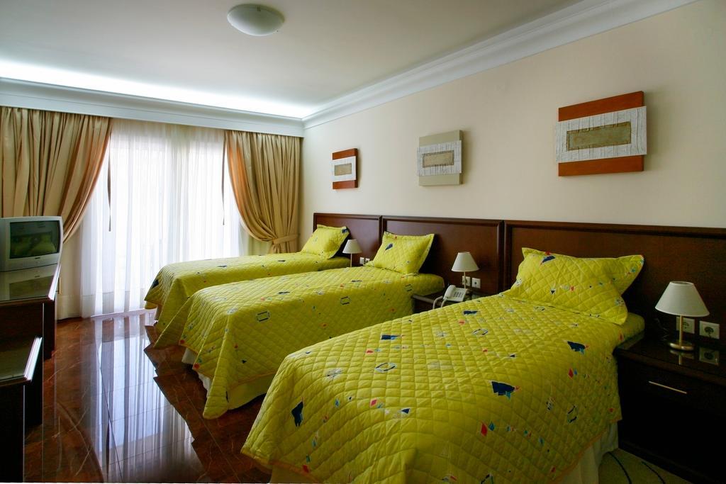 Porto Alegre Hotel Kalamaki Buitenkant foto